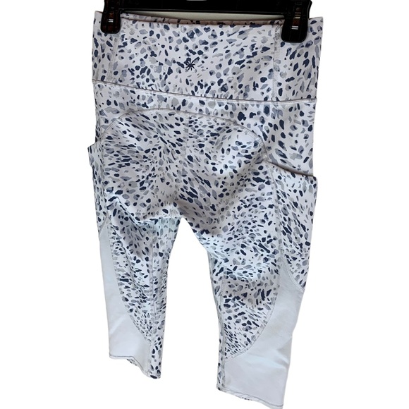 Athleta Spotty All In Crop High Rise Capri Leggings Foggy Grey - Picture 11 of 11